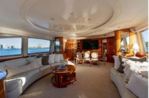 Azimut Interior Living